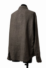 Load image into Gallery viewer, daub DYEING PLAIN SHIRT / ORGANIC LINEN (BROWN)