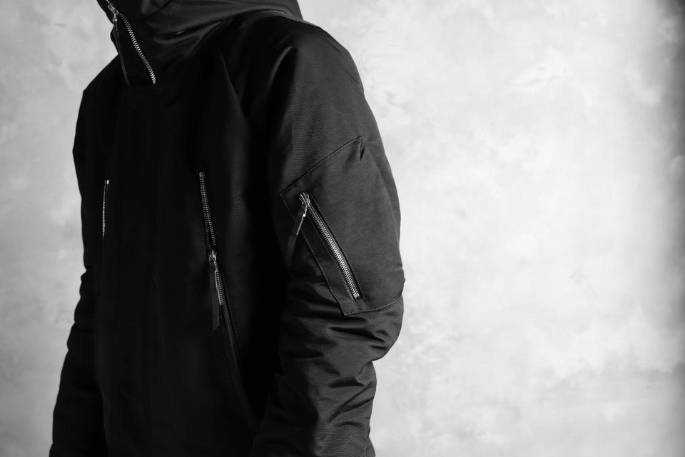 画像をギャラリービューアに読み込む, 11 BY BORIS BIDJAN SABERI PADDED HOODIE JACKET "J17-F-1323" (BLACK)