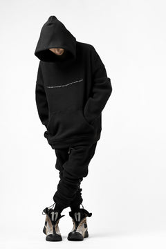 画像をギャラリービューアに読み込む, A.F ARTEFACT "FLUFFY" EMBROIDERED TRACK PANTS / BomberFLEECE (BLACK)