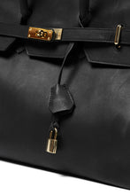 Load image into Gallery viewer, DEFORMATER.® TRAVEL BAG / SMOOTH COWHIDE (BLACK / GOLD PARTS)