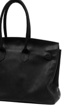 Load image into Gallery viewer, DEFORMATER.® TRAVEL BAG / SMOOTH COWHIDE (BLACK / GOLD PARTS)