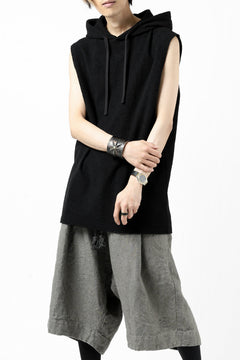 画像をギャラリービューアに読み込む, ISAMU KATAYAMA BACKLASH SLEEVELESS HOODIE CUT & SEWN / RANDOM PILE FABRIC (BLACK)
