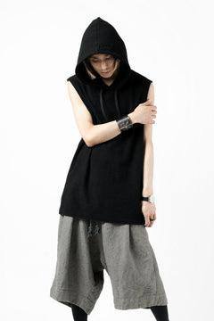 画像をギャラリービューアに読み込む, ISAMU KATAYAMA BACKLASH SLEEVELESS HOODIE CUT & SEWN / RANDOM PILE FABRIC (BLACK)