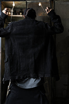 Load image into Gallery viewer, ISAMU KATAYAMA BACKLASH SUEDE COVER ALL BLOUSON / JAPAN CALF (WHITE TANNED / BLACK)