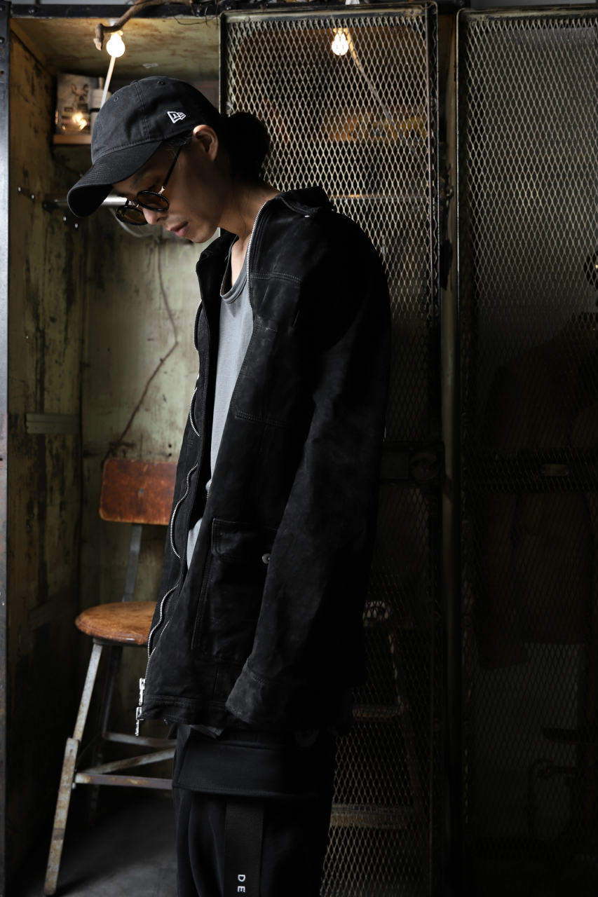 Load image into Gallery viewer, ISAMU KATAYAMA BACKLASH SUEDE COVER ALL BLOUSON / JAPAN CALF (WHITE TANNED / BLACK)