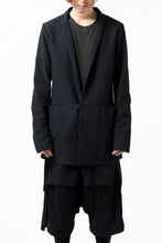 画像をギャラリービューアに読み込む, blackcrow 1B jacket silk wool cotton tweed with leather button (NAVY)