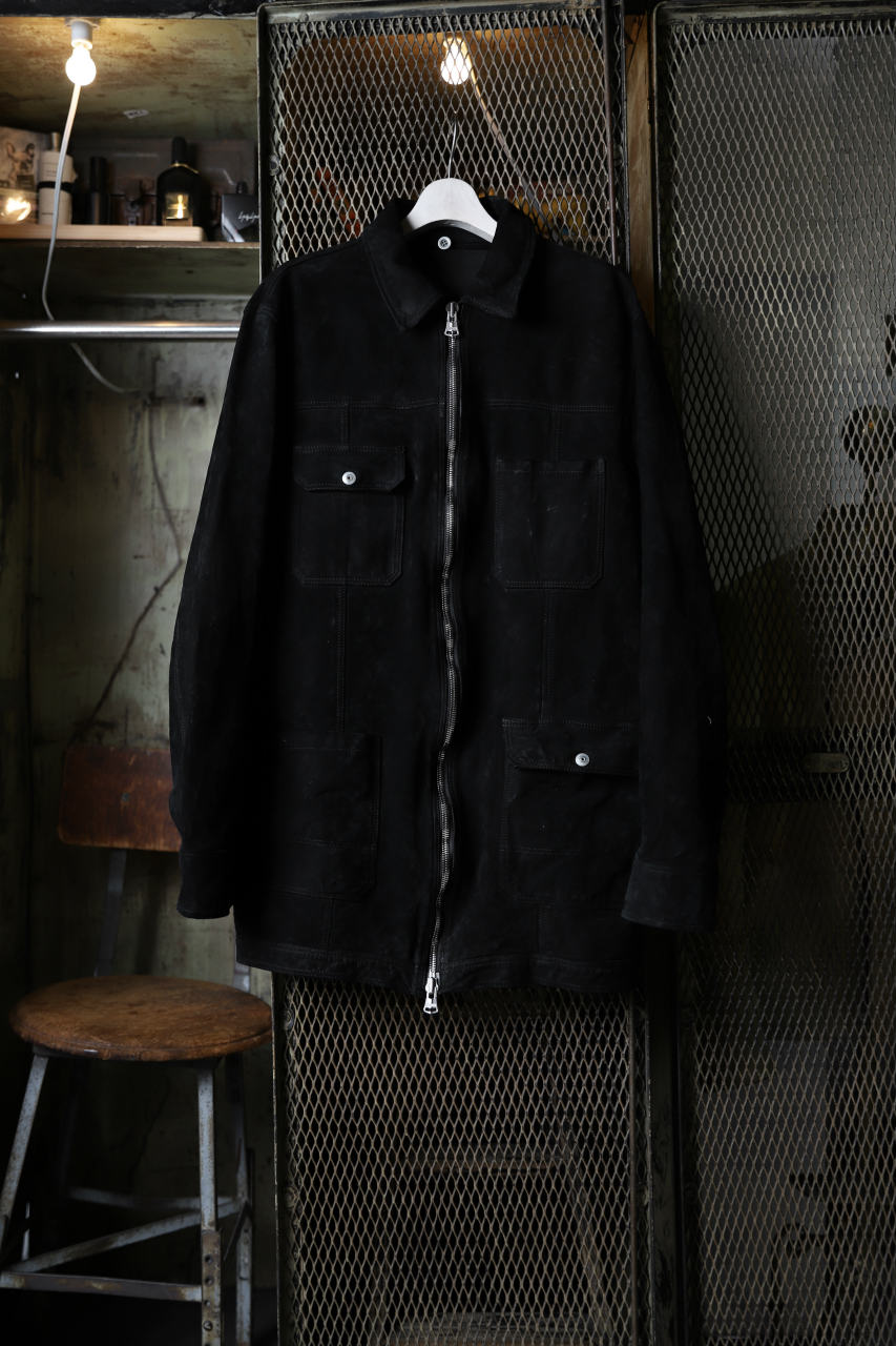 Load image into Gallery viewer, ISAMU KATAYAMA BACKLASH SUEDE COVER ALL BLOUSON / JAPAN CALF (WHITE TANNED / BLACK)
