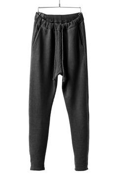 Load image into Gallery viewer, daub SWEAT SLIM JOGGER PANTS / COLD DYED JERSEY (DARK GREY)