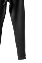 Load image into Gallery viewer, daub SWEAT SLIM JOGGER PANTS / COLD DYED JERSEY (DARK GREY)