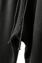 Load image into Gallery viewer, daub SWEAT SLIM JOGGER PANTS / COLD DYED JERSEY (DARK GREY)