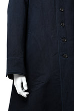 Load image into Gallery viewer, sus-sous medical coat / indigo herringbone (INDIGO CHARCOAL)