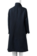 Load image into Gallery viewer, sus-sous medical coat / indigo herringbone (INDIGO CHARCOAL)