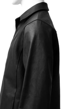 Load image into Gallery viewer, ISAMU KATAYAMA BACKLASH xx GUIDI COMMA 8 LEATHER SHIRT / CALF "Vitello Fiore Volonato" (BLACK) ※
