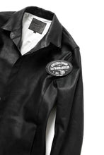 Load image into Gallery viewer, ISAMU KATAYAMA BACKLASH xx GUIDI COMMA 8 LEATHER SHIRT / CALF "Vitello Fiore Volonato" (BLACK) ※