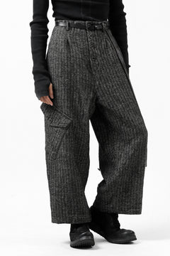 画像をギャラリービューアに読み込む, YUTA MATSUOKA buggy trousers / wool linen herringbone (charcoal grey)