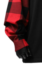Load image into Gallery viewer, mastermind JAPAN COMBI PULLOVER TOPS / CHECK SHIRT SLEEVE (BLACK x RED)