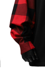 Load image into Gallery viewer, mastermind JAPAN COMBI PULLOVER TOPS / CHECK SHIRT SLEEVE (BLACK x RED)
