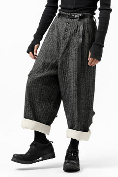 画像をギャラリービューアに読み込む, YUTA MATSUOKA buggy trousers / wool linen herringbone (charcoal grey)