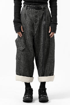 画像をギャラリービューアに読み込む, YUTA MATSUOKA buggy trousers / wool linen herringbone (charcoal grey)