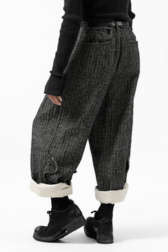画像をギャラリービューアに読み込む, YUTA MATSUOKA buggy trousers / wool linen herringbone (charcoal grey)