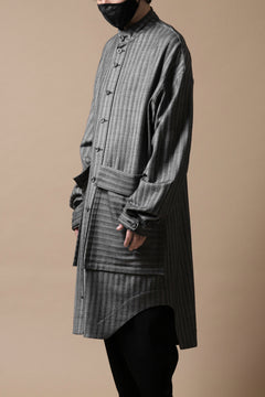 画像をギャラリービューアに読み込む, SOSNOVSKA exclusive FLYING DOWN SHIRT COAT (GREY STRIPE)