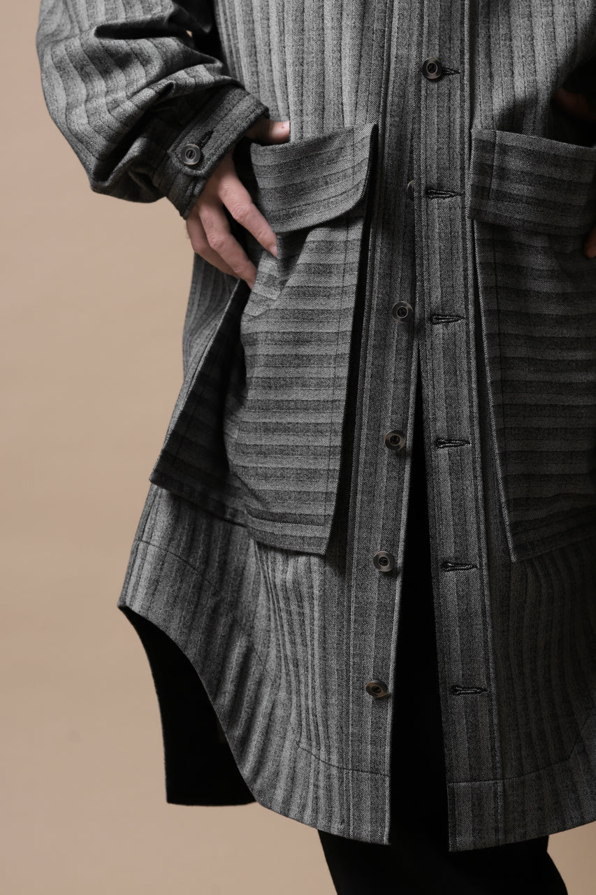 画像をギャラリービューアに読み込む, SOSNOVSKA exclusive FLYING DOWN SHIRT COAT (GREY STRIPE)