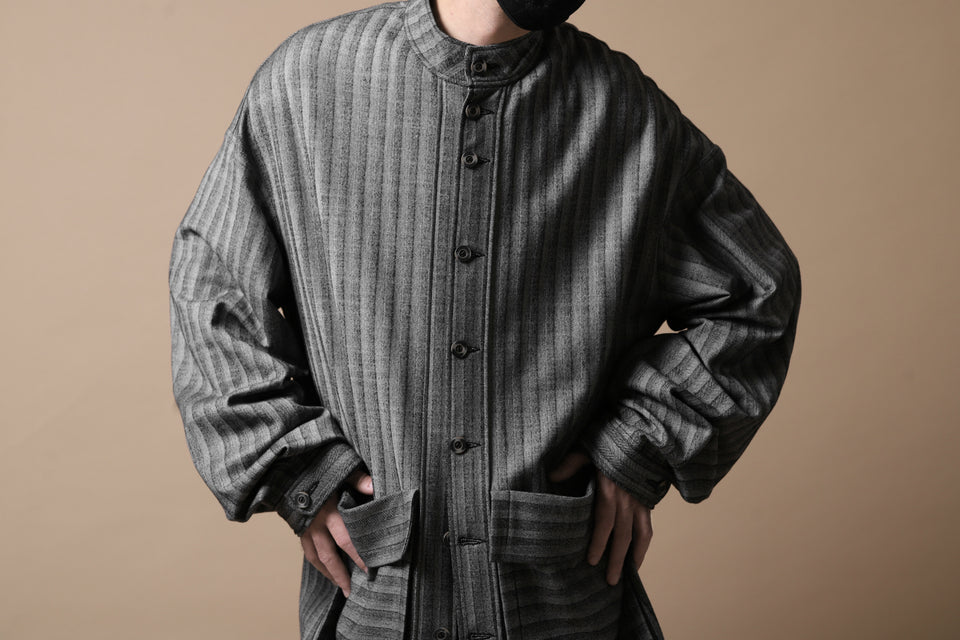 画像をギャラリービューアに読み込む, SOSNOVSKA exclusive FLYING DOWN SHIRT COAT (GREY STRIPE)