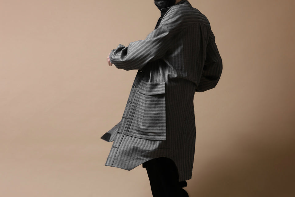 画像をギャラリービューアに読み込む, SOSNOVSKA exclusive FLYING DOWN SHIRT COAT (GREY STRIPE)