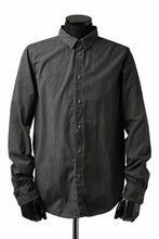 画像をギャラリービューアに読み込む, daub PLAIN COLLAR SHIRT / COLD DYED ORGANIC COTTON (DARK GREY)