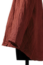 画像をギャラリービューアに読み込む, YUTA MATSUOKA round neck shirt / sulfur dyed washer linen (red)