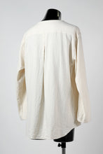 画像をギャラリービューアに読み込む, YUTA MATSUOKA round neck shirt / cotton silk nep viyella (white)