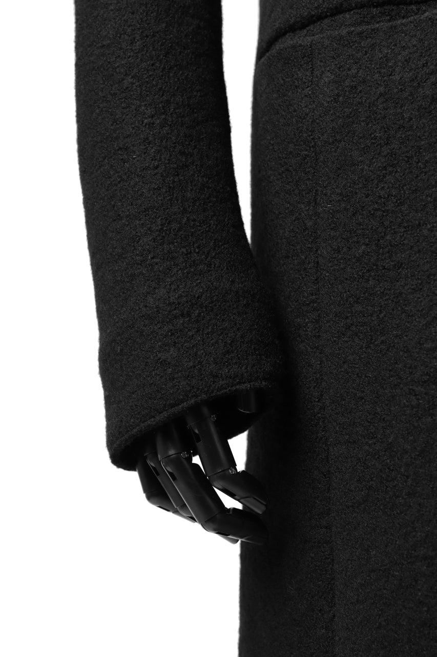 Load image into Gallery viewer, daub RAW EDGE COAT / VIRGIN WOOL (BLACK)