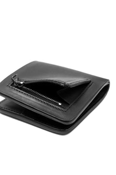 Load image into Gallery viewer, ISAMU KATAYAMA BACKLASH 2-FOLD SMART WALLET / GUIDI CALF (BLACK)