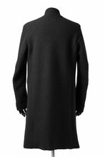 Load image into Gallery viewer, daub RAW EDGE COAT / VIRGIN WOOL (BLACK)