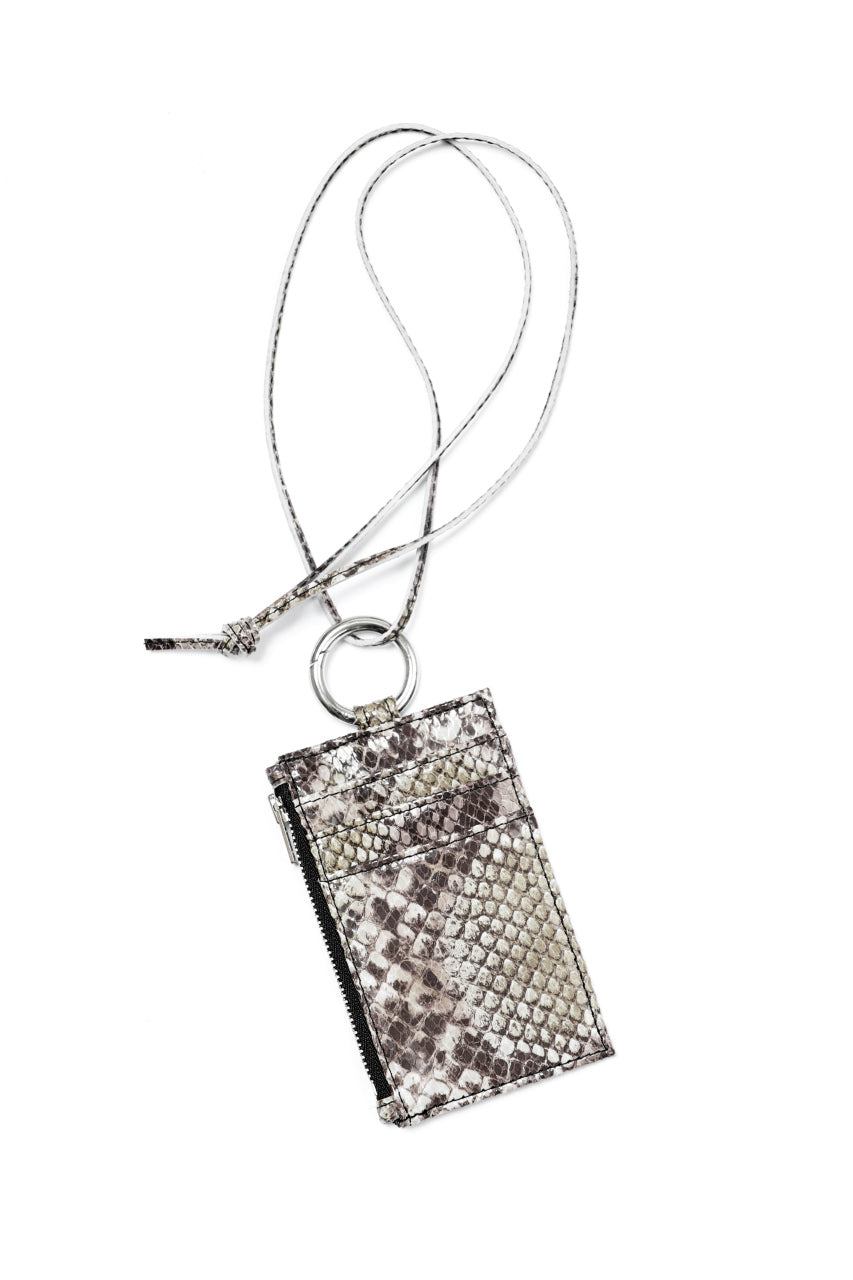 画像をギャラリービューアに読み込む, Y's ID PASS LEATHER CASE (PYTHON)