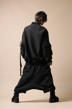 画像をギャラリービューアに読み込む, SOSNOVSKA exclusive LOADED POCKETS PANTS (BLACK STRIPE)