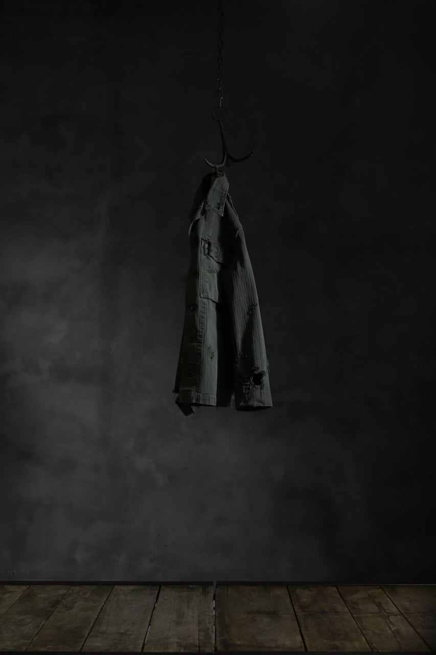 画像をギャラリービューアに読み込む, RESURRECTION HANDMADE vintage damage military herringbone shirt (KHAKI GREEN)