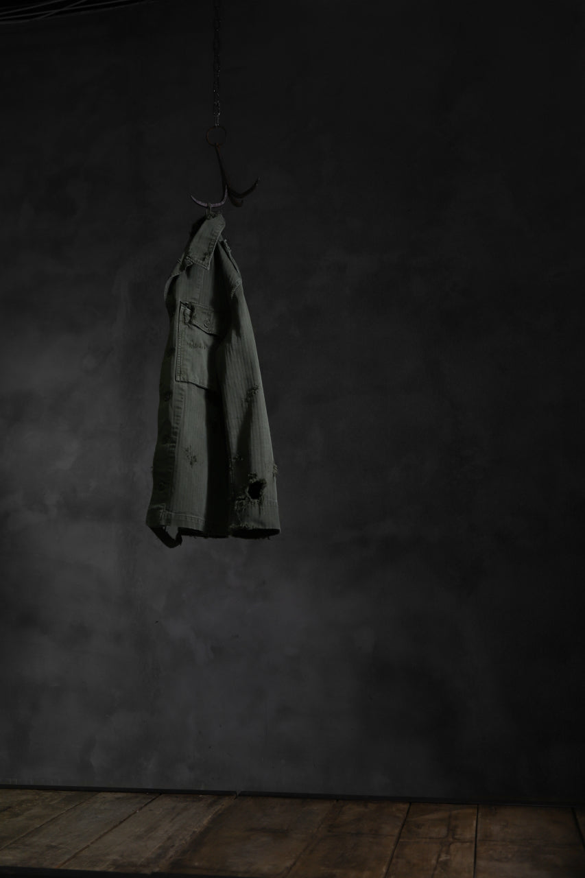 画像をギャラリービューアに読み込む, RESURRECTION HANDMADE vintage damage military herringbone shirt (KHAKI GREEN)