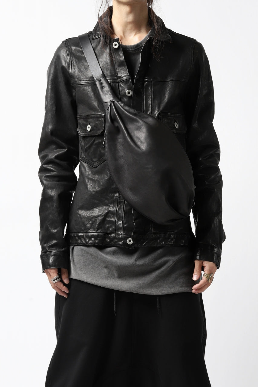 Load image into Gallery viewer, ISAMU KATAYAMA BACKLASH x GAIEDE ONE SHOULDER BAG / CALF SKIN (SOFT FINISHED / BLACK)