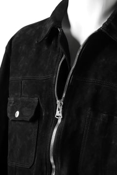 Load image into Gallery viewer, ISAMU KATAYAMA BACKLASH SUEDE COVER ALL BLOUSON / JAPAN CALF (WHITE TANNED / BLACK)