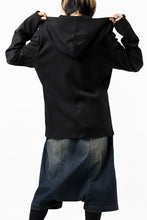 Load image into Gallery viewer, ISAMU KATAYAMA BACKLASH HOODED RIDERS BLOUSON / STRETCH RAYON SILK (BLACK)