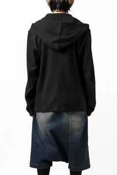 Load image into Gallery viewer, ISAMU KATAYAMA BACKLASH HOODED RIDERS BLOUSON / STRETCH RAYON SILK (BLACK)