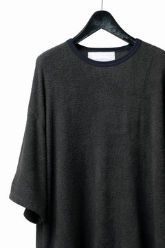 画像をギャラリービューアに読み込む, DEFORMATER.® OVER SIZED TOPS / DOUBLE SIDED SOFT PILE (CHARCOAL)