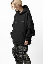 画像をギャラリービューアに読み込む, A.F ARTEFACT "FLUFFY" EMBROIDERED HOODIE / BomberFLEECE (BLACK)
