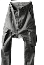 画像をギャラリービューアに読み込む, 11 BY BORIS BIDJAN SABERI CARGO POCKET PANT "P21B-F1451" (STRETCH DENIM / USED GREY)