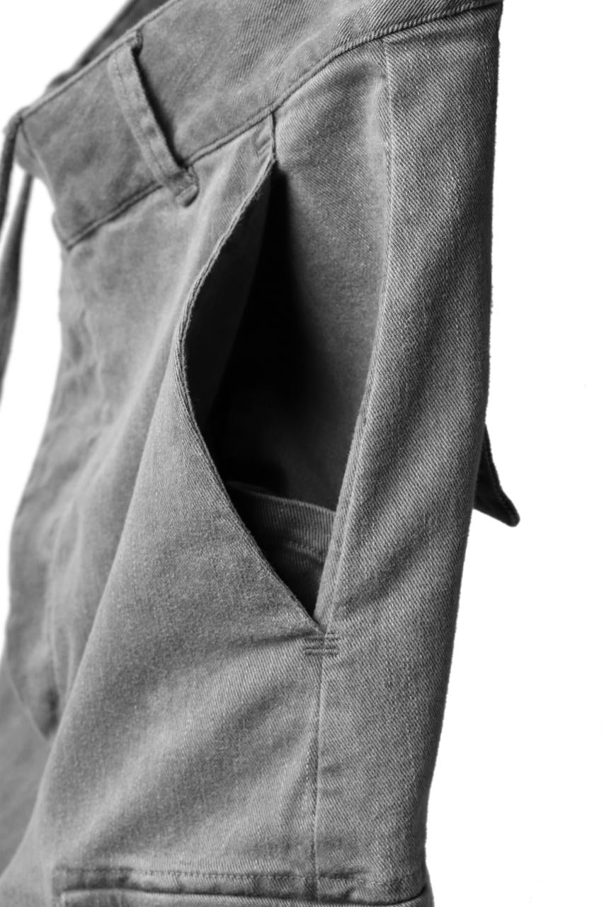 画像をギャラリービューアに読み込む, 11 BY BORIS BIDJAN SABERI CARGO POCKET PANT "P21B-F1451" (STRETCH DENIM / USED GREY)