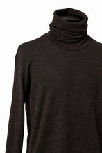 画像をギャラリービューアに読み込む, KLASICA SMOKE SMOOTH TURTLE NECK PULL / JACQUARD KNIT JERSEY (DARK OLIVE)