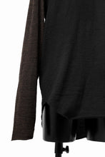 画像をギャラリービューアに読み込む, KLASICA D'ARCY RAGLAN REGULAR FIT PULL / JACQUARD KNIT JERSEY (BLACK x OLIVE)