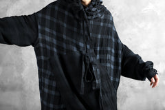 画像をギャラリービューアに読み込む, SOSNOVSKA COLLAPSE HOODIE CELLS (MIXED PLAID)