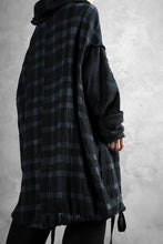 画像をギャラリービューアに読み込む, SOSNOVSKA COLLAPSE HOODIE CELLS (MIXED PLAID)